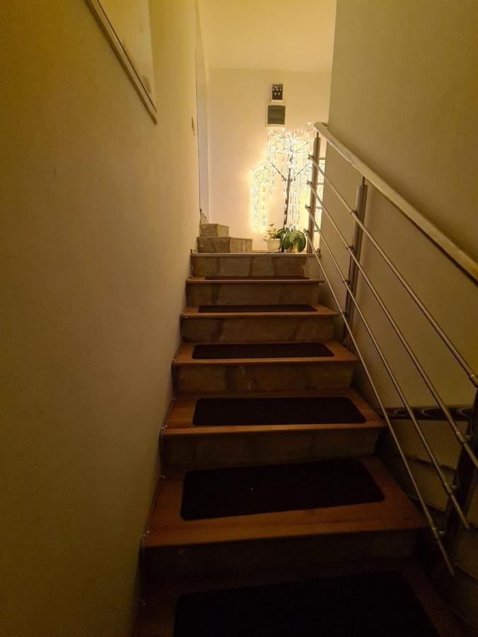 Apartmani Mladenovic Kijevo Exterior foto